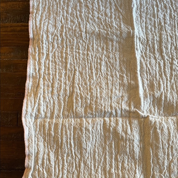 Hearth & Hand Cream Towel with Pink Trim - Picture 2 of 10